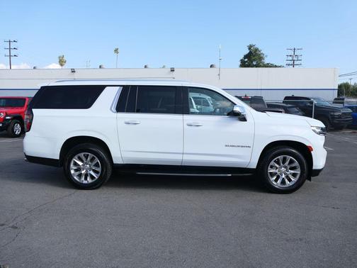 2023 Chevrolet Suburban Premier