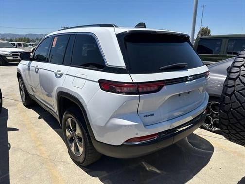2023 Jeep Grand Cherokee 4xe Base