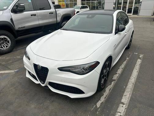 2022 Alfa Romeo Giulia Ti