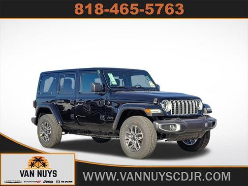 2025 Jeep Wrangler 4-Door Sahara 4x4