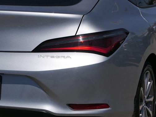 Lunar Silver Metallic 2025 Acura Integra Base