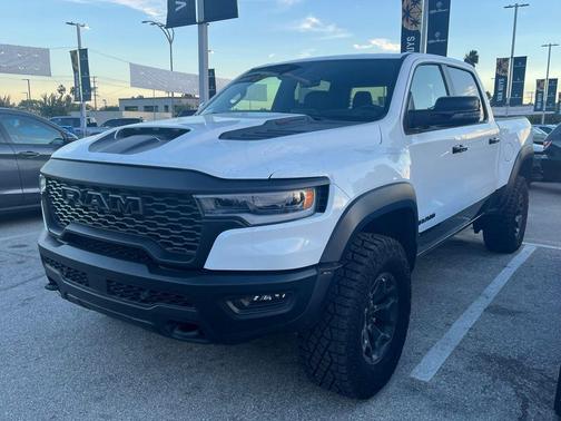 2025 RAM 1500 RHO Crew Cab 4x4 5'7' Box