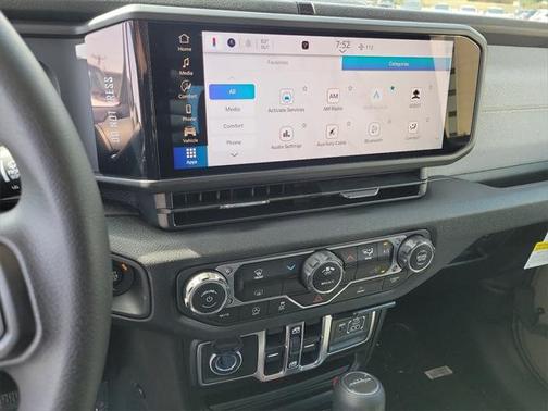 2025 Jeep Gladiator Nighthawk