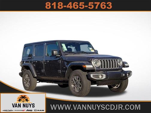 2025 Jeep Wrangler 4-Door Sahara 4x4