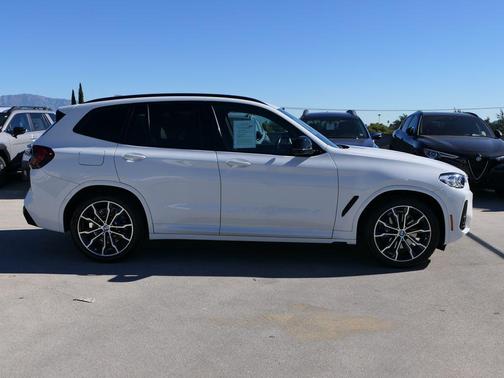2023 BMW X3 M40i