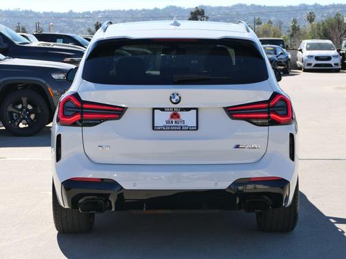2023 BMW X3 M40i