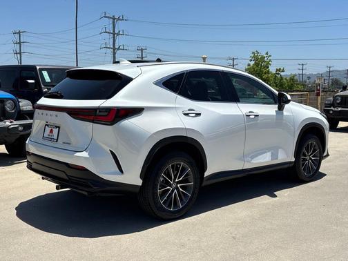 White Pearl 2024 Lexus NX 250 Base