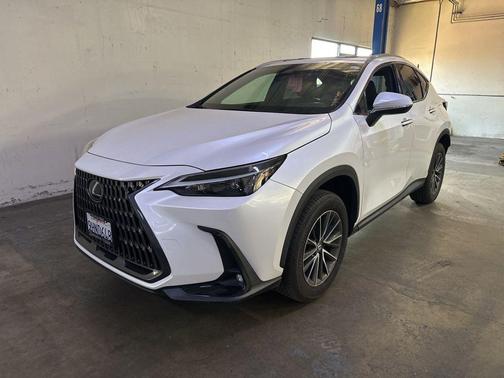 White Pearl 2024 Lexus NX 250 Base