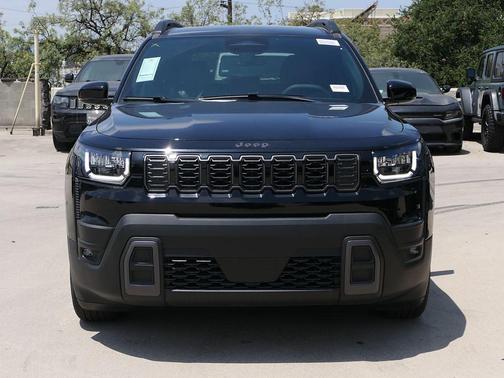 Diamond Black Crystal Pearlcoat 2026 Jeep Cherokee Limited