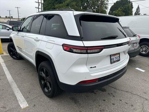 2022 Jeep Grand Cherokee Altitude