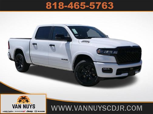 Bright White Clearcoat 2026 RAM 1500 Big Horn/Lone Star