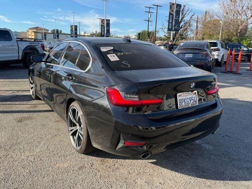 2020 BMW 330 330i