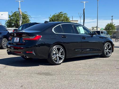 2020 BMW 330 330i