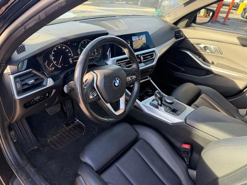 2020 BMW 330 330i