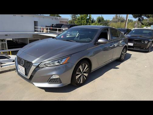 Gun Metallic 2022 Nissan Altima 2.5 SV