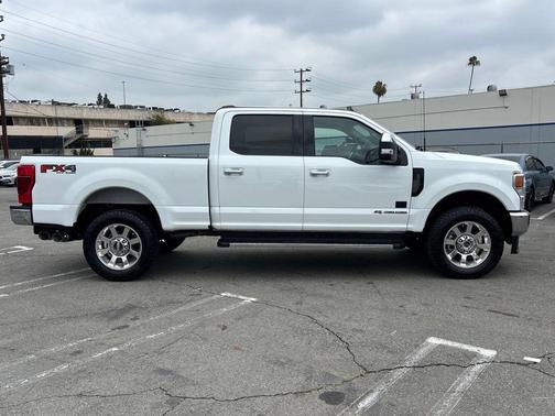 Oxford White 2022 Ford F-250 XLT