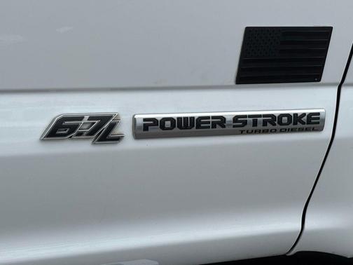 Oxford White 2022 Ford F-250 XLT