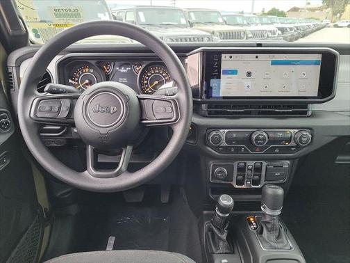 2025 Jeep Gladiator Nighthawk