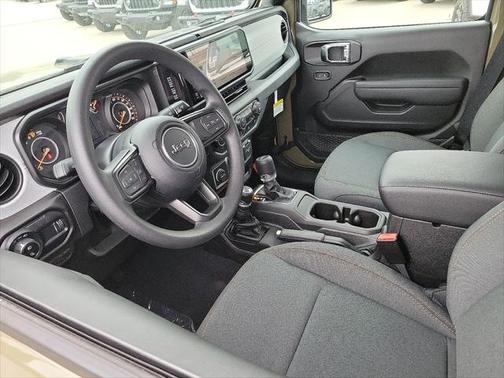 2025 Jeep Gladiator Nighthawk