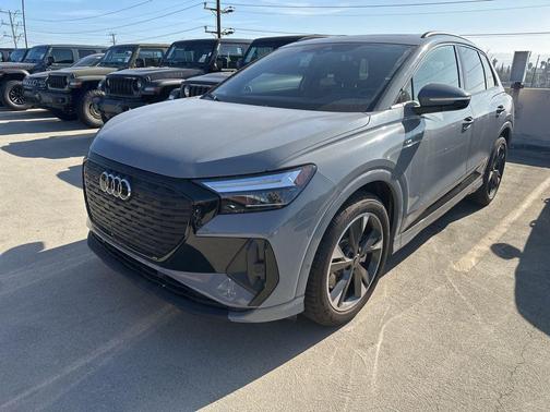 2024 Audi Q4 e-tron Premium Plus 55 quattro