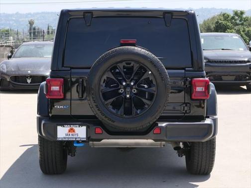 2024 Jeep Wrangler 4xe Sahara