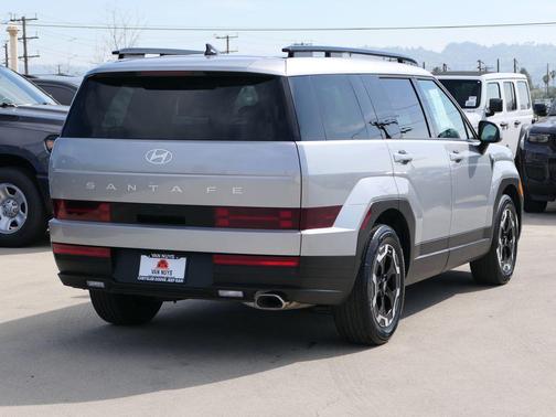 2025 Hyundai SANTA FE SEL 2.4