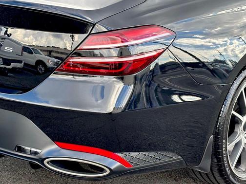 2025 Genesis G70 2.5T RWD