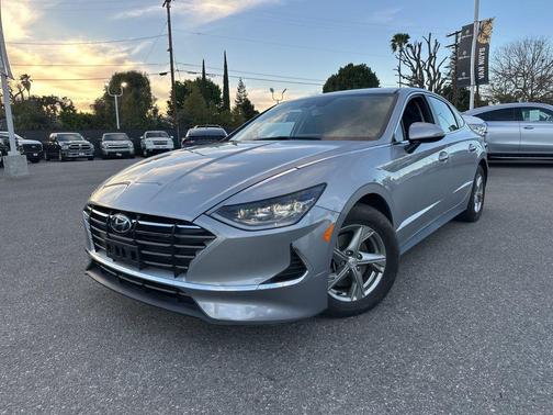 2023 Hyundai SONATA SE