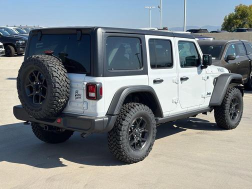 2025 Jeep Wrangler 4xe Willys