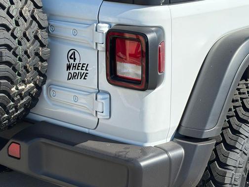 2025 Jeep Wrangler 4xe Willys