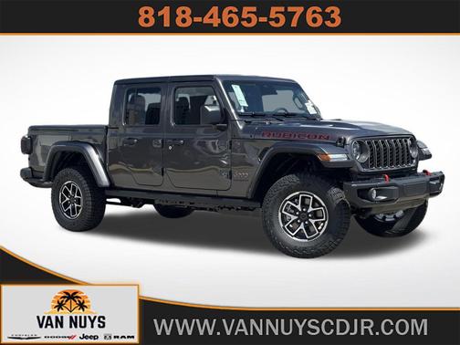 Granite Crystal Metallic Clearcoat 2026 Jeep Gladiator Rubicon