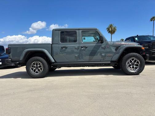 Anvil Clearcoat 2026 Jeep Gladiator Rubicon