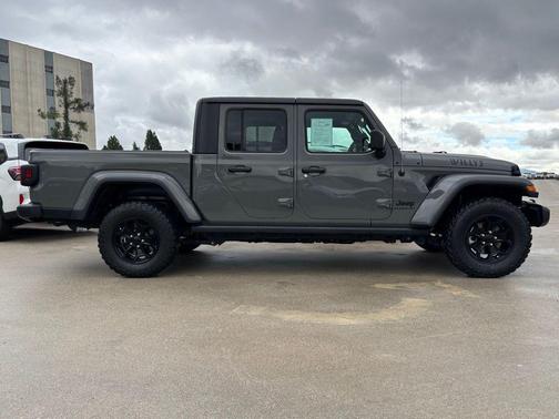 2022 Jeep Gladiator Willys 4x4