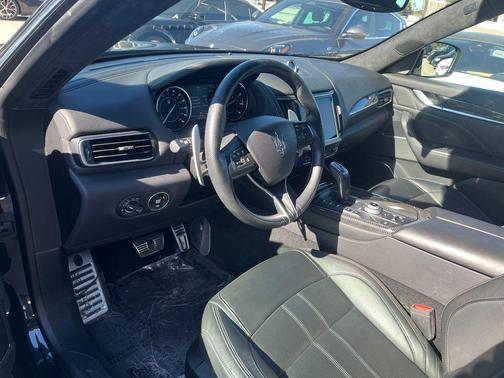 2023 Maserati Levante Modena
