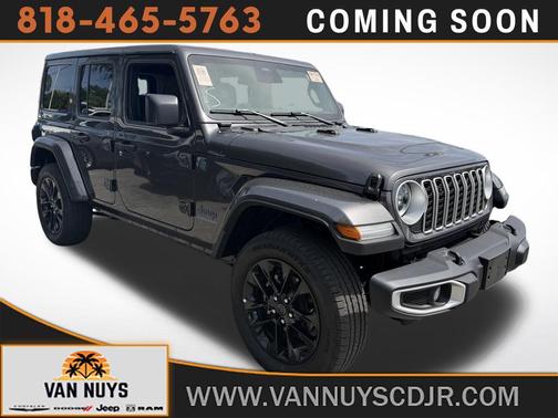 Granite Crystal Metallic Clearcoat 2025 Jeep Wrangler 4xe Sahara