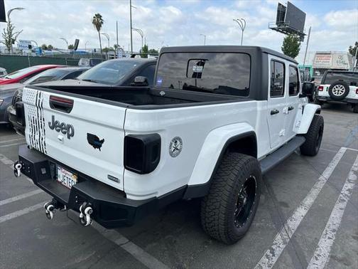 2020 Jeep Gladiator Overland