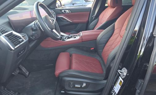 2025 BMW X6 xDrive40i