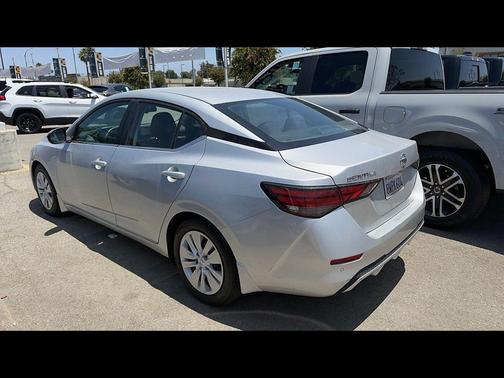 Brilliant Silver Metallic 2021 Nissan Sentra S