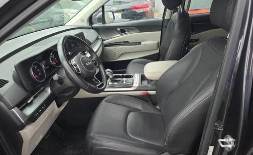 2022 Kia Carnival LXS