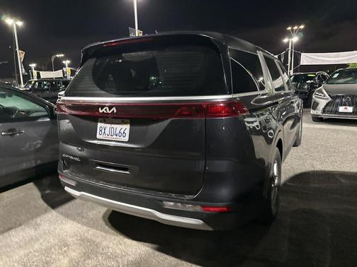 2022 Kia Carnival LXS