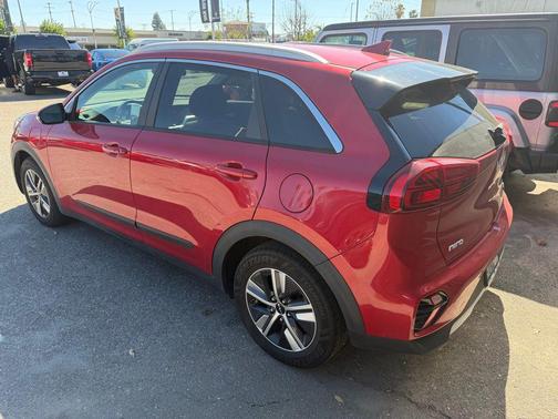 2022 Kia Niro Plug-In Hybrid EX Premium