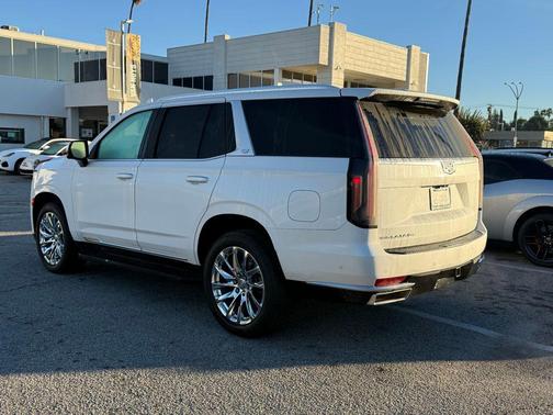 2021 Cadillac Escalade Premium Luxury