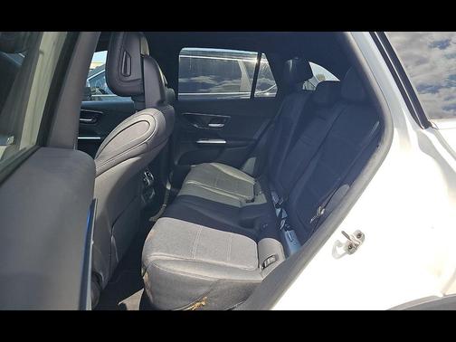 WHITE 2024 Mercedes-Benz GLC 300 Base
