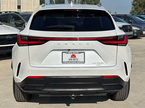 2024 Lexus NX 350h Premium