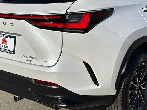 2024 Lexus NX 350h Premium