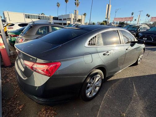 2020 Chevrolet Malibu FWD LT