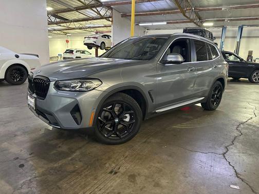 2023 BMW X3 sDrive30i