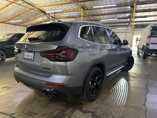 2023 BMW X3 sDrive30i
