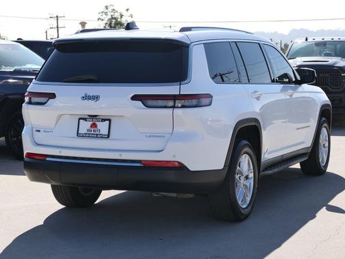 2023 Jeep Grand Cherokee L Laredo