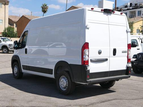 2026 RAM ProMaster 2500 Tradesman